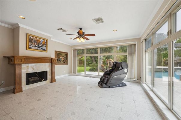 Fireplace, Interior, Recessed Lighting