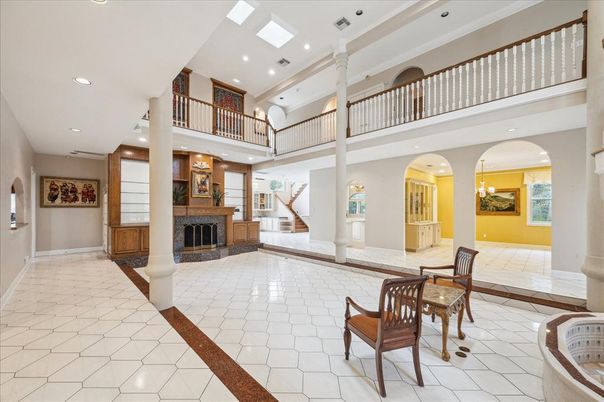 Fireplace, Interior, Recessed Lighting