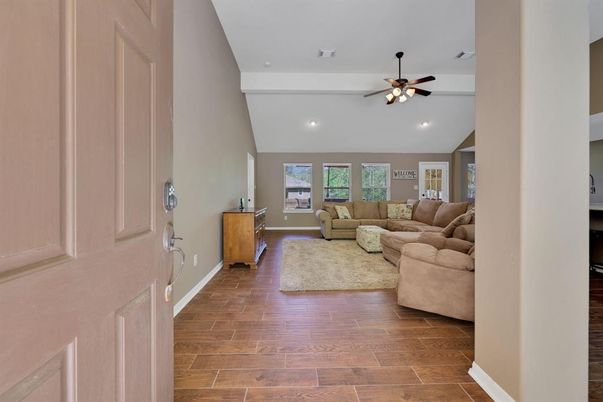 Interior, Living room, Recessed Lighting, Wood Texture Flooring