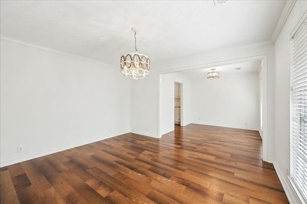 Chandelier, Empty room, Interior, Wood Texture Flooring