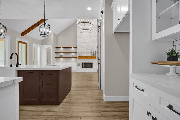 Fireplace, Interior, Kitchen, Pendant Lights, Recessed Lighting, Wood Texture Flooring