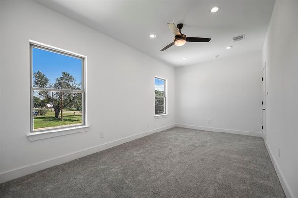 Empty room, Interior, Recessed Lighting