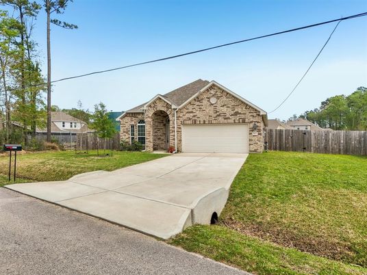 Attached, Backyard, Exterior, Facade, Brick Facade, Brick Traditional