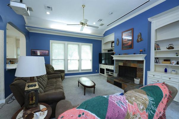 Fireplace, Interior, Living room, Recessed Lighting
