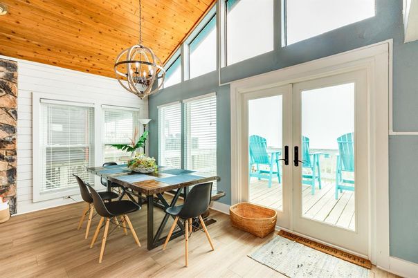 Chandelier, Dining room, Interior, Pendant Lights, Wooden Ceilings, Wood Texture Flooring