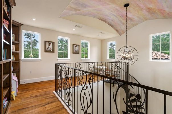 Chandelier, Interior, Recessed Lighting, Wood Texture Flooring