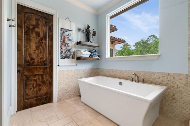Bathroom, Free Standing Baths, Interior