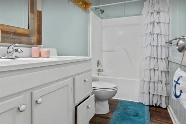 Bathroom, Interior, Wood Texture Flooring