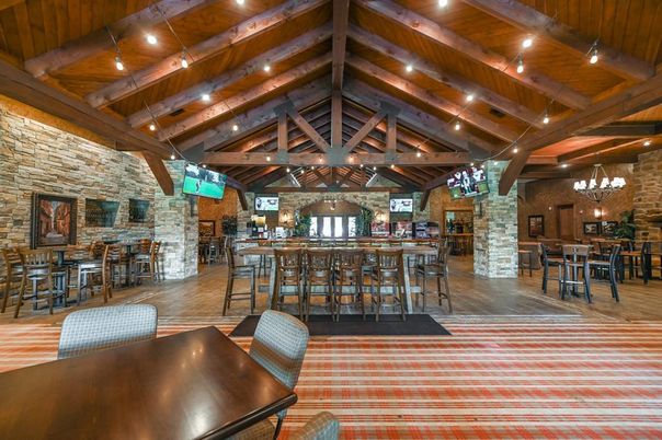 Dining room, Interior, Pendant Lights, Stone Walls, Wooden Beams, Wooden Ceilings