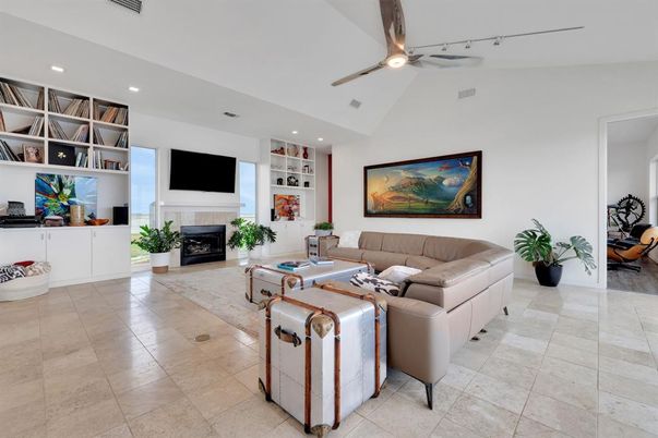 Fireplace, Interior, Living room, Recessed Lighting