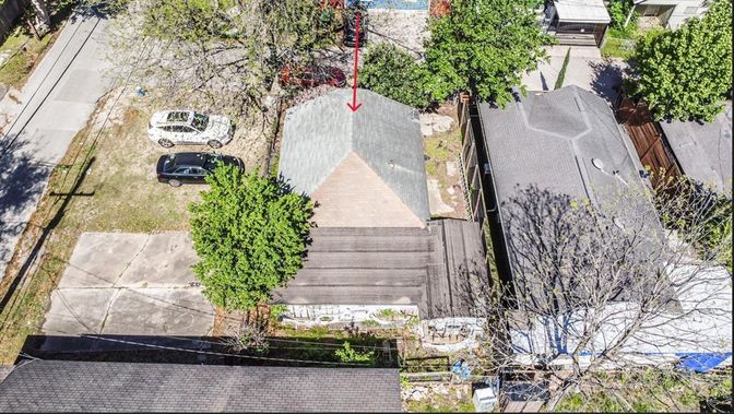 Exterior, Drone