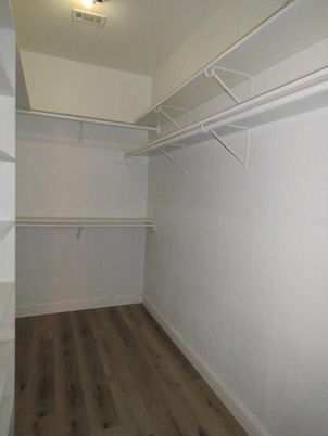 Interior, Walk-in Closets, Wood Texture Flooring