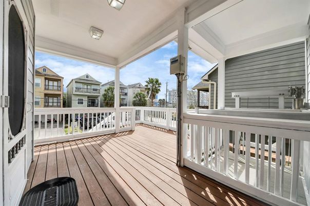 Exterior, Wood Texture Flooring