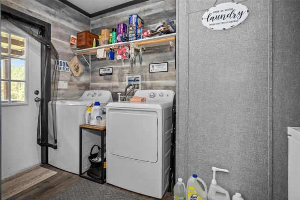 Interior, Washer, Wood Texture Flooring, Wooden Walls