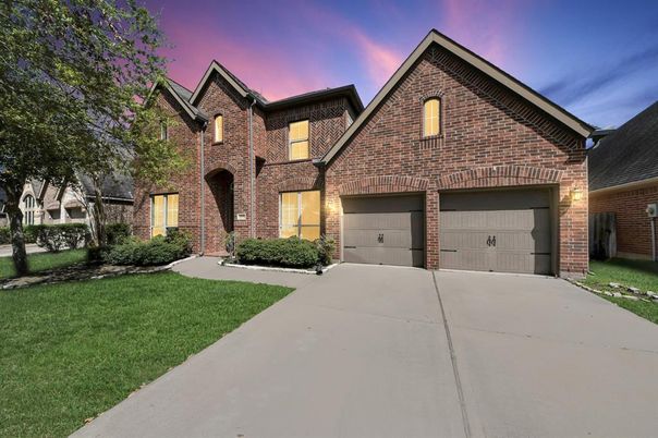 Attached, Exterior, Facade, Brick Facade, Brick Traditional