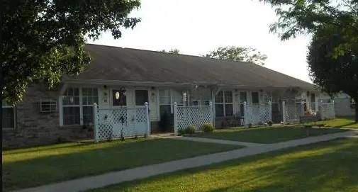 Backyard, Exterior, Facade, Ranch