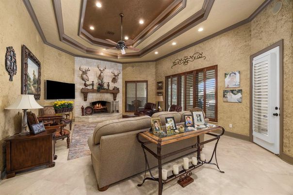 Fireplace, Interior, Living room, Recessed Lighting