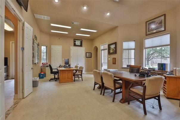 Dining room, Interior, Recessed Lighting