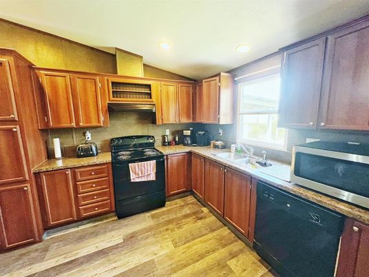 Interior, Kitchen, Recessed Lighting, Wood Texture Flooring