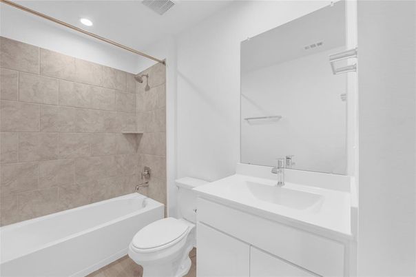 Bathroom, Interior, Recessed Lighting
