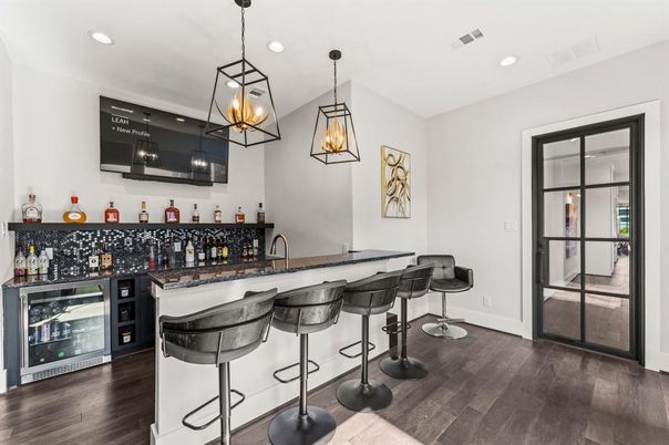 Interior, Pendant Lights, Recessed Lighting, Wood Texture Flooring
