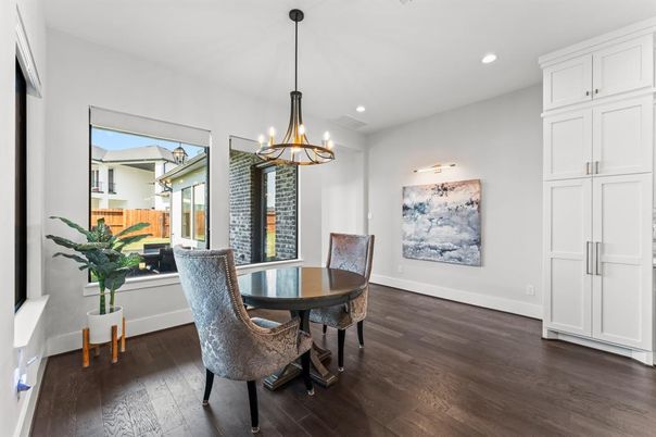 Chandelier, Dining room, Interior, Pendant Lights, Recessed Lighting, Wood Texture Flooring