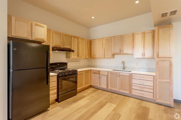 Interior, Kitchen, Recessed Lighting, Wood Texture Flooring