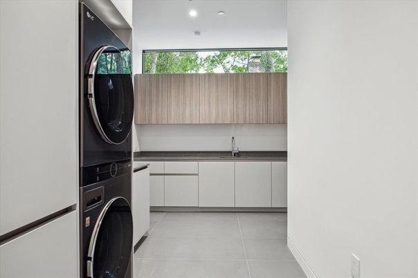 Interior, Recessed Lighting, Washer