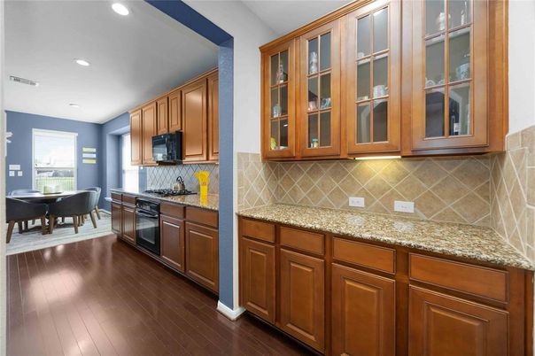 Dining room, Interior, Kitchen, Recessed Lighting, Wood Texture Flooring