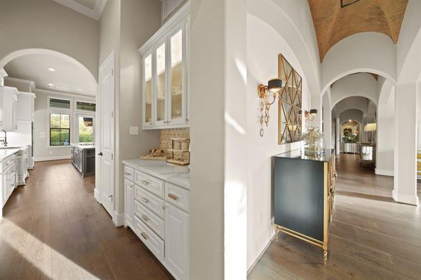 Interior, Kitchen, Recessed Lighting, Wood Texture Flooring