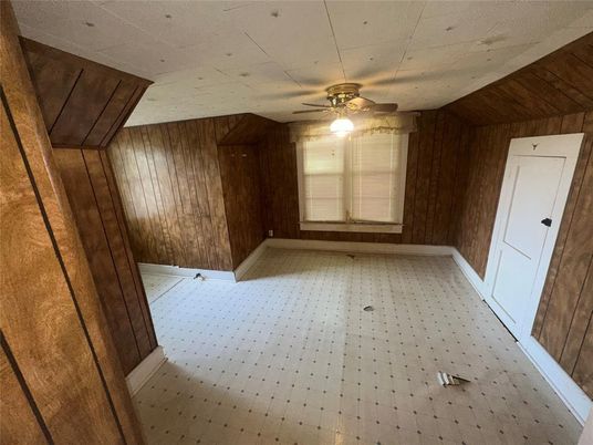 Empty room, Interior, Wooden Walls