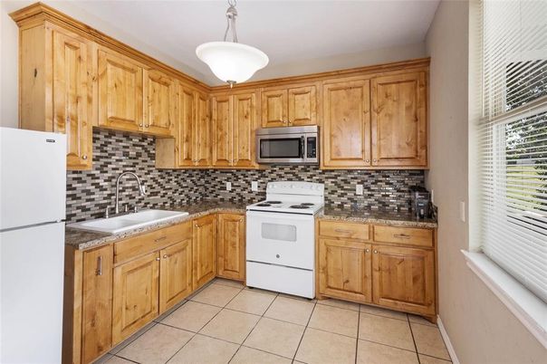 Interior, Kitchen, Pendant Lights