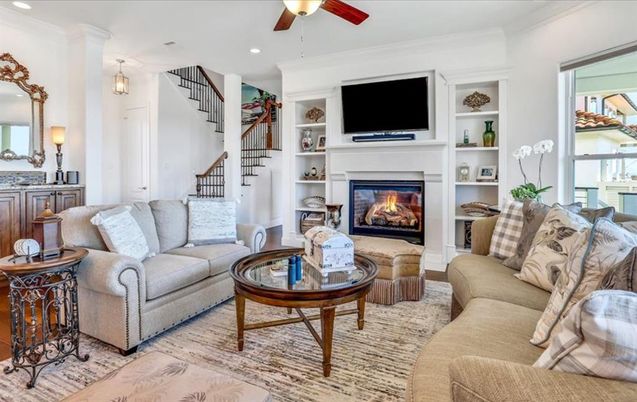 Fireplace, Interior, Living room, Pendant Lights, Recessed Lighting