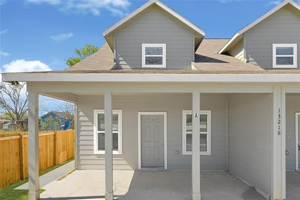 Exterior, Facade, None