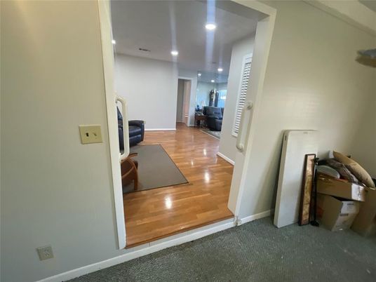 Interior, Recessed Lighting, Wood Texture Flooring