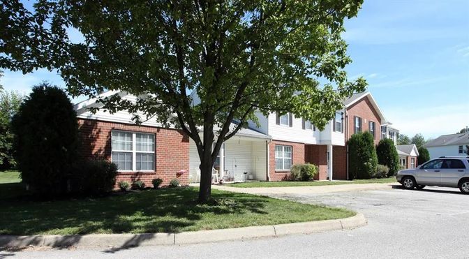 Exterior, Facade, Brick Facade, Cape Cod