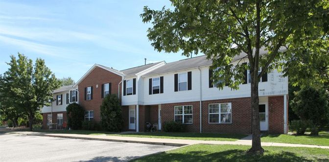 Exterior, Facade, Brick Facade, Georgian