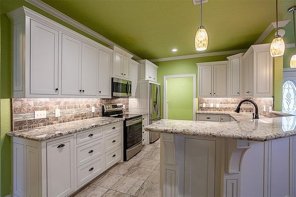 Interior, Kitchen, Pendant Lights, Recessed Lighting, Stainless Steel Appliances