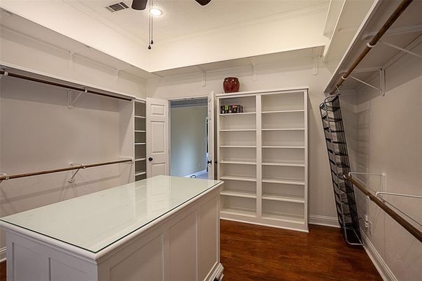 Interior, Recessed Lighting, Walk-in Closets, Wood Texture Flooring
