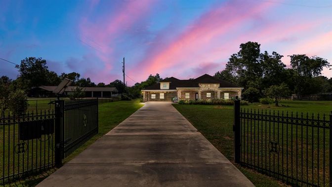 Backyard, Exterior, Facade, None