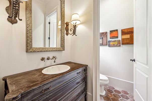 Bathroom, Interior