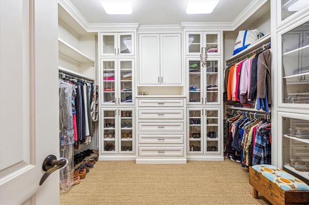 Interior, Walk-in Closets