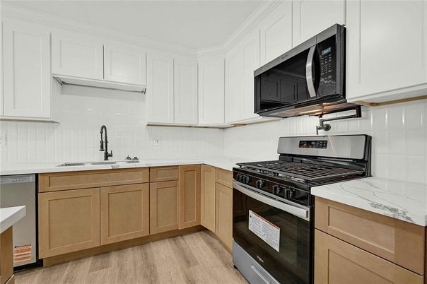 Interior, Kitchen, Stainless Steel Appliances, Wood Texture Flooring