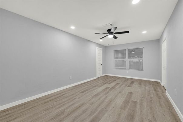 Empty room, Interior, Recessed Lighting, Wood Texture Flooring