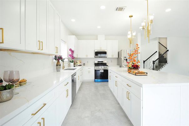 Interior, Kitchen, Pendant Lights, Recessed Lighting, Stainless Steel Appliances