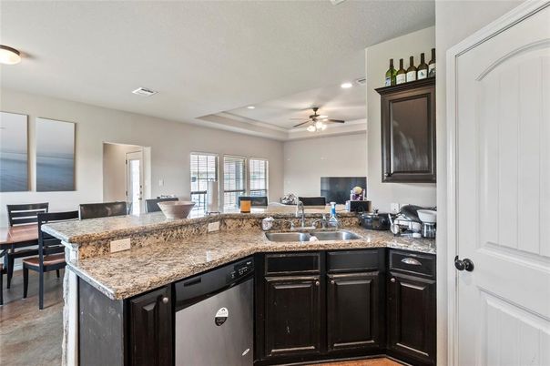 Dining room, Interior, Kitchen, Recessed Lighting