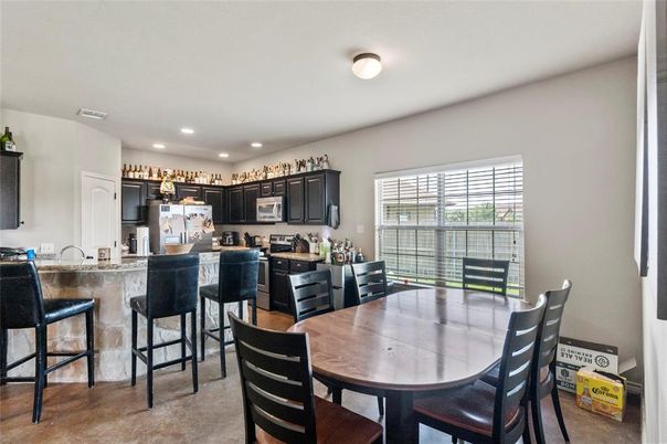 Dining room, Interior, Kitchen, Recessed Lighting