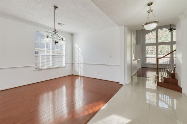 Empty room, Interior, Pendant Lights, Wood Texture Flooring