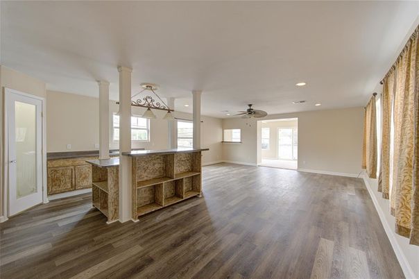 Empty room, Interior, Recessed Lighting, Wood Texture Flooring