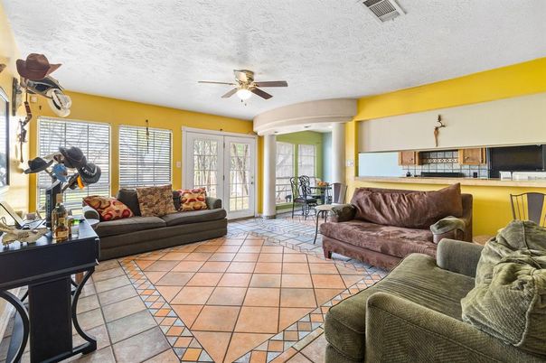 Fitness Equipment, Interior, Living room